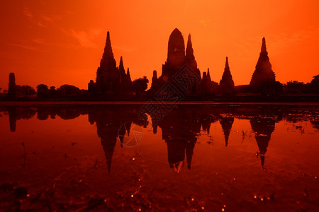 苏塔拉姆泰国东南亚曼谷北部阿尤塔亚市的WatChaiWattanaram寺庙背景