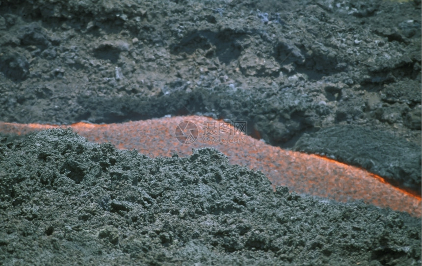 非洲印度洋留尼汪岛四经火山的地貌平原图片