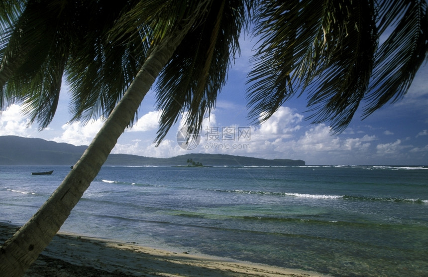a非洲印度洋留尼汪岛StGilleslesBains附近海滩图片