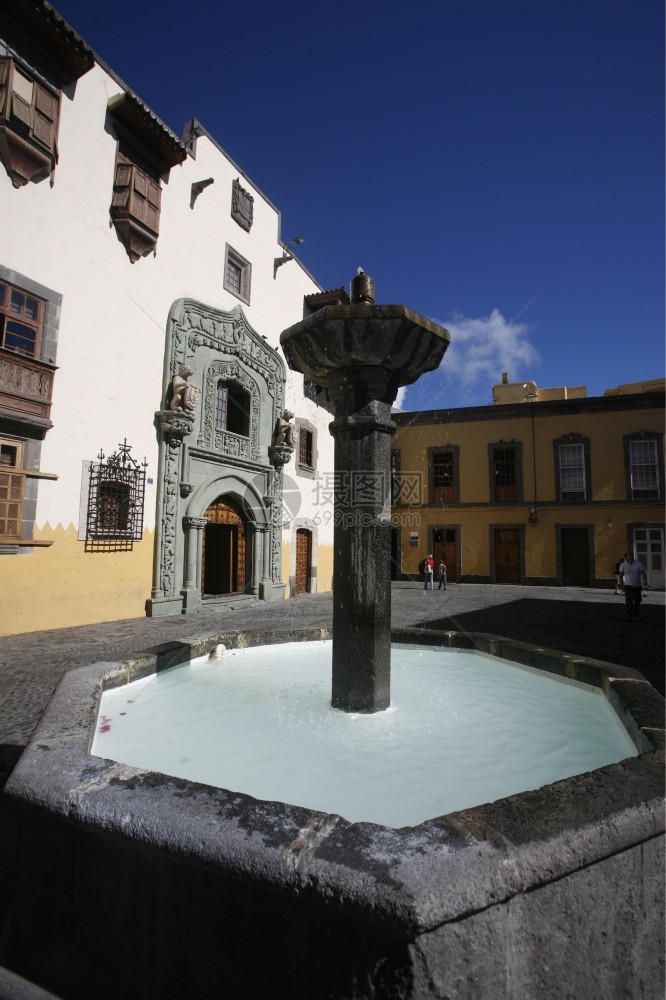 在大西洋的班牙加那利岛的拉斯帕尔马市皮拉努埃沃广场的哥伦布之家图片