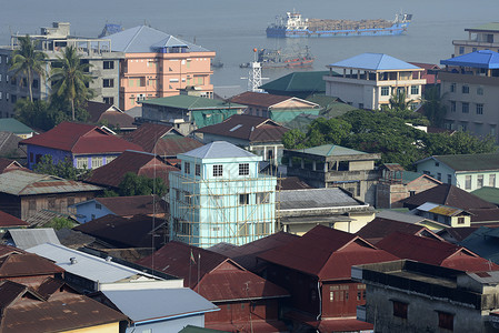 缅甸南部的东Myeik市中心图片