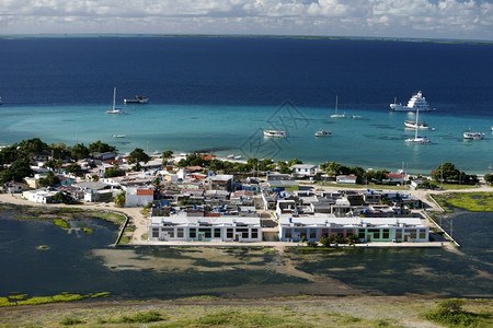 委内瑞拉海洋中洛斯罗克群岛GranRoque岛上的村庄图片