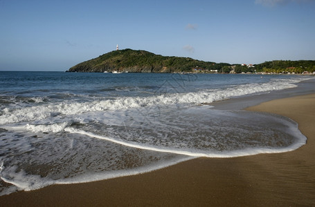 委内瑞拉加勒比海玛格丽塔岛上的佩德罗冈萨雷斯镇的海滩南美委内瑞拉马加蒂塔岛佩德罗冈萨雷斯海滩背景