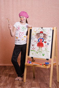 12岁女孩画了一张短裙的图画背景图片