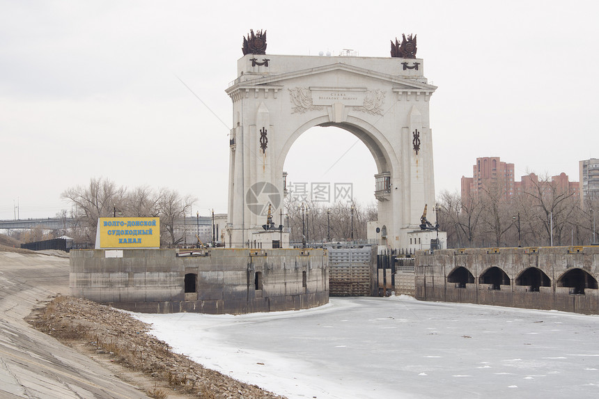 一号码头的拱门伏尔加唐运河列宁冬天图片