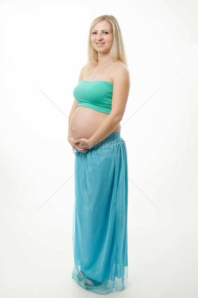 25个欧洲型的年轻可爱怀孕少女25个欧洲型怀孕少女图片