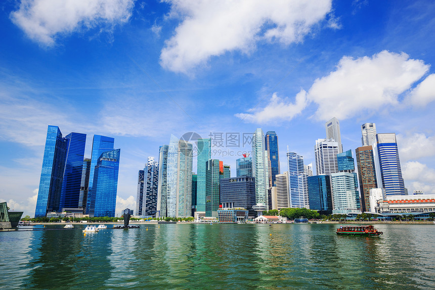 以蓝天建造新加坡市中央商业区图片
