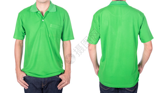 白色背景的绿马球衬衫男子图片