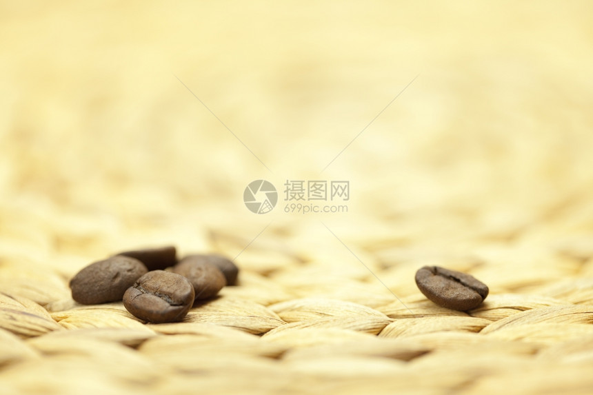 咖啡豆垫子上的图片