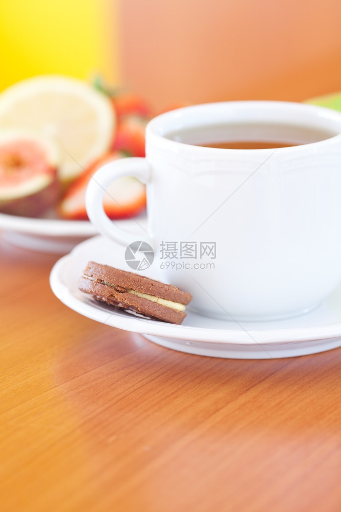 茶饼干苹果柠檬无花和草莓图片