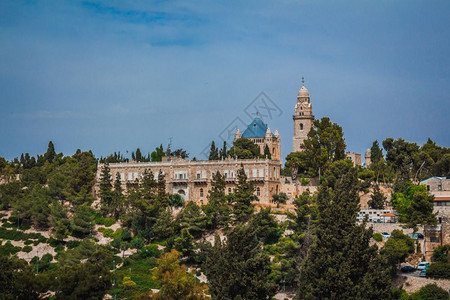 在耶路撒冷锡昂山的礼堂修道院大楼的图片