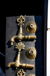 土耳其式的一套奥托曼式古董喷泉水龙头图片