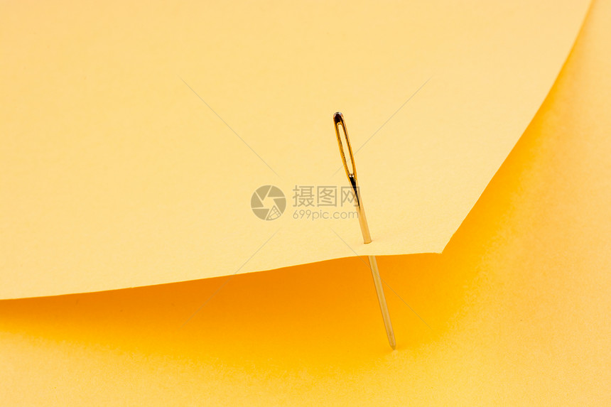 针刺黄色的便笺纸针刺黄色便笺纸图片