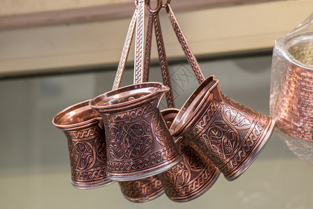 土耳其的咖啡壶是用传统金属制成的图片