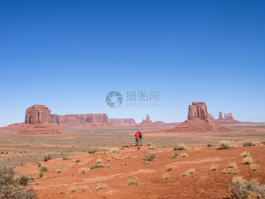 古老岩石的景观亚利桑那州的古迹谷图片