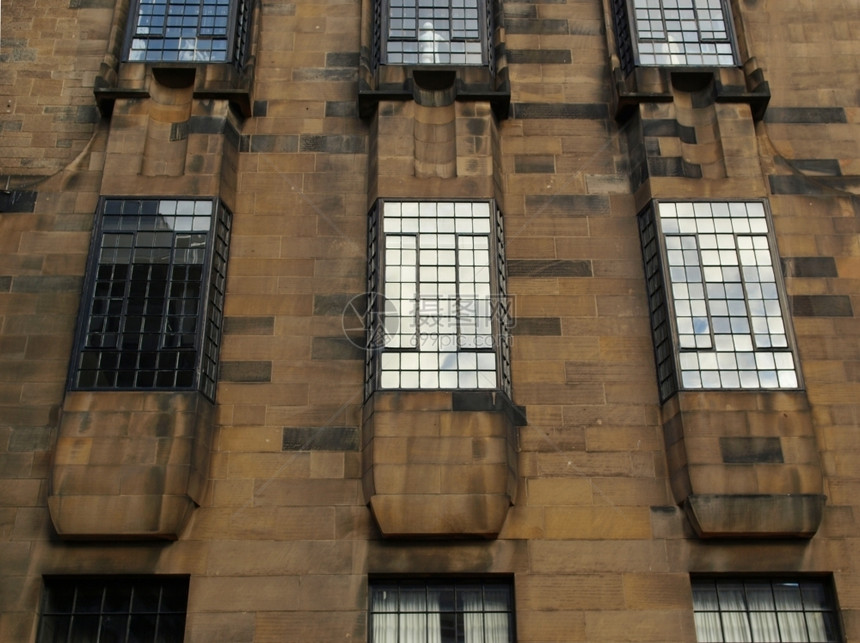 格拉斯哥艺术学院格拉斯哥艺术学院由苏格兰建筑师CharlesRennieMackintosh于1896年设计苏格兰拉斯哥图片