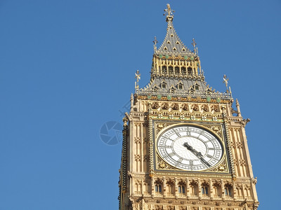 伦敦哥特建筑蓝色天空背景房屋高清图片素材