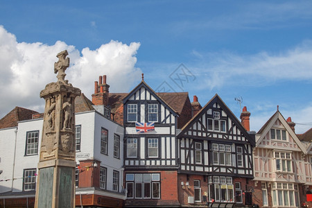 英国肯特坎伯雷市Tudor大楼高清图片