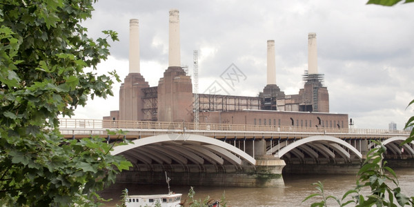 伦敦Batterse电力站英国伦敦Batterse电力站背景图片