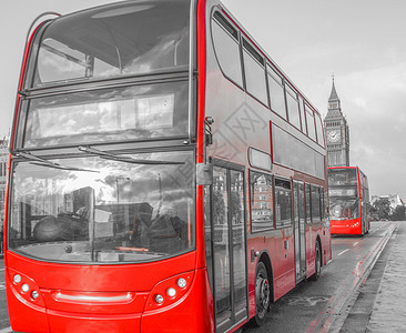 伦敦的红色公交车背景图片