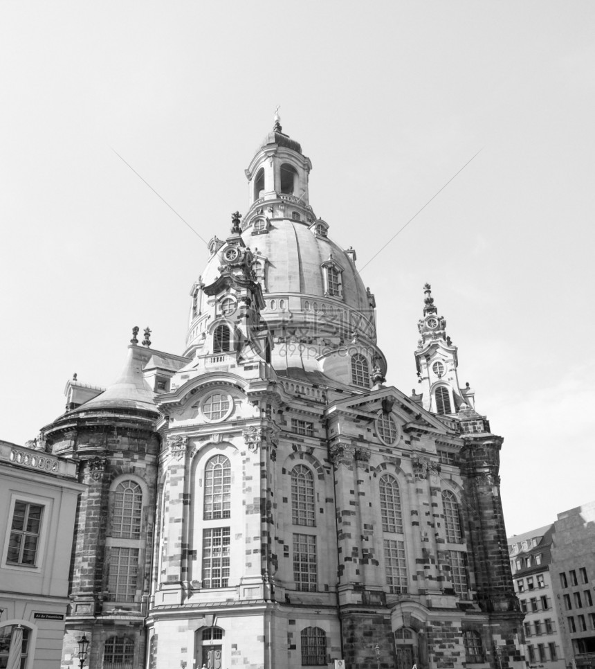 德累斯顿夫人德累斯顿夫人教堂的意思是德国德累斯顿的圣母教堂图片