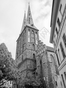 德国柏林黑人和白最古老的教堂图片