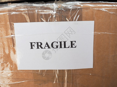 易碎标志用于邮寄递的纸箱包装袋裹上的易碎警告标签图片