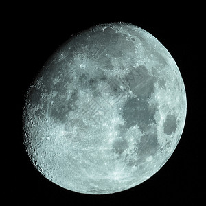 月球从北半几乎满目可见图片