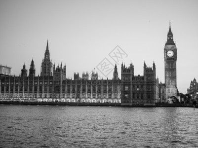伦敦的议会黑白两院英国伦敦夜间的议会宫英国黑人和白英国的黑和背景