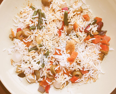 复古咖喱饭古色古香的咖喱饭配时令蔬菜印度素食图片