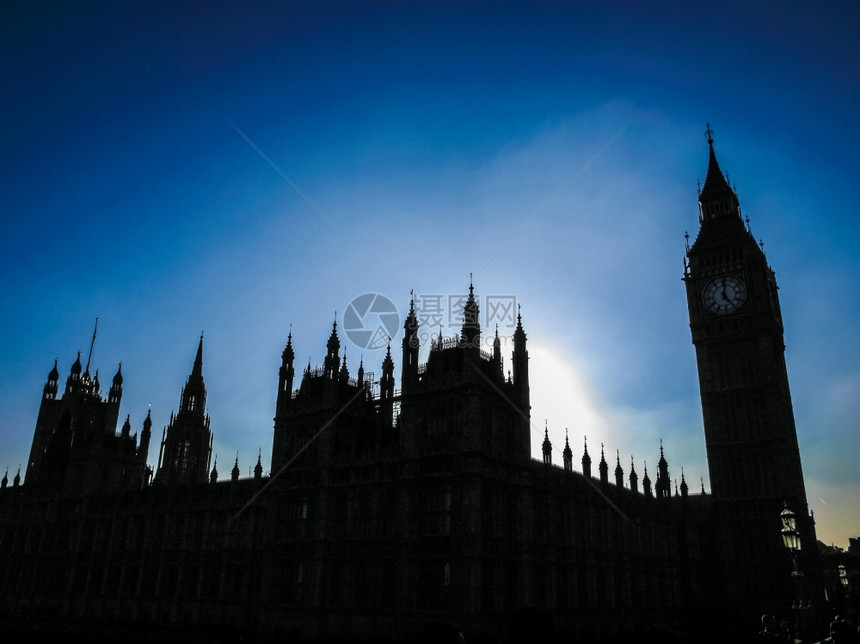 议会众院人类发展报告极富活力的幅度哥特人Gath夜视环形伦敦议会威斯敏特宫的月光图片