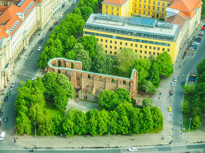 柏林KlosterkircheBerlin人类发展报告柏林FranziskanerKlosterkirche教堂的极具活力人类发背景图片