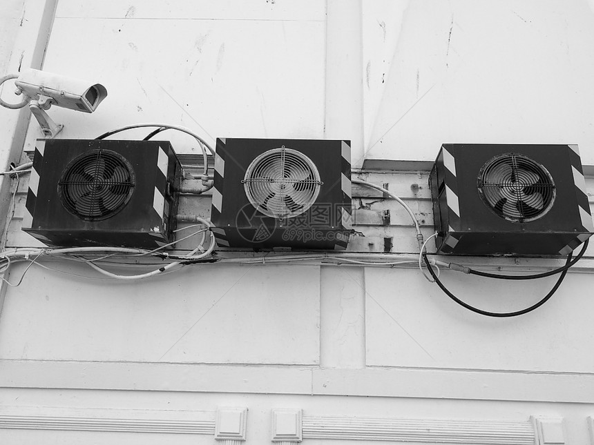 HVAC装置细节一个黑白的供暖通风和空调装置图片