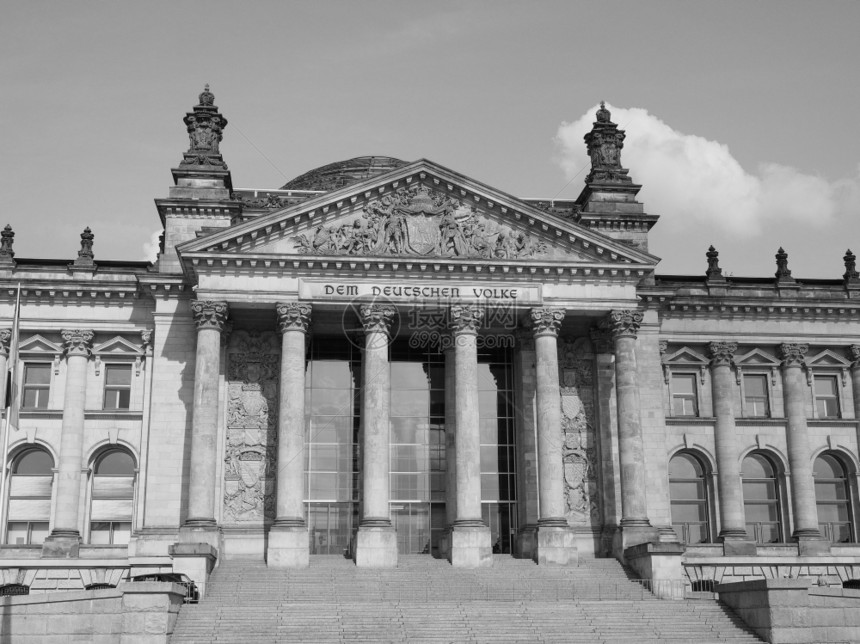 柏林的帝国议会黑白两色德国柏林的帝议会大厦图片