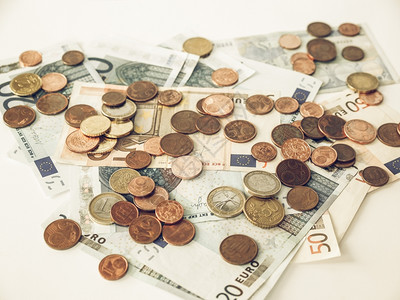 欧元硬币和纸欧洲联盟的元硬币和纸货图片