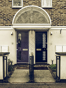 老式的英国门传统彩色英式门的复古外观细节图片