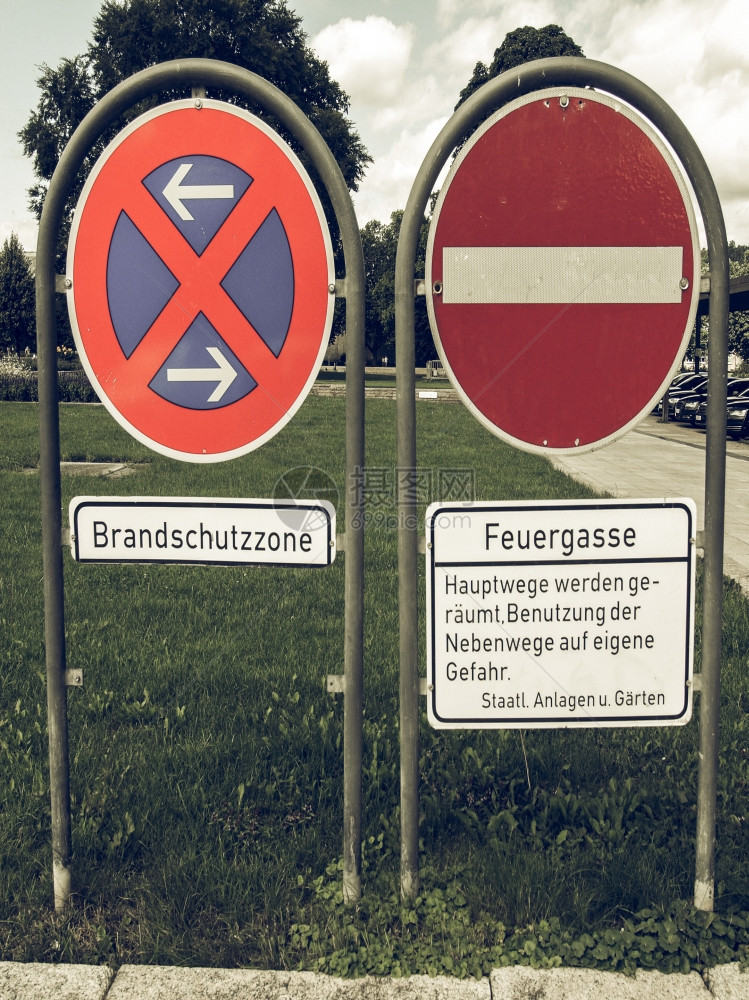 没有停车标志区入口德国人图片