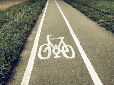 一辆自行车道标志一辆自行车或道标志图片