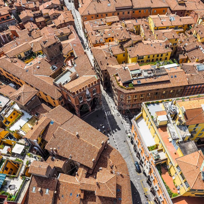 博洛尼亚赫德尔的空中观察意大利博洛尼亚市的空中观察活跃的高动态区域图片