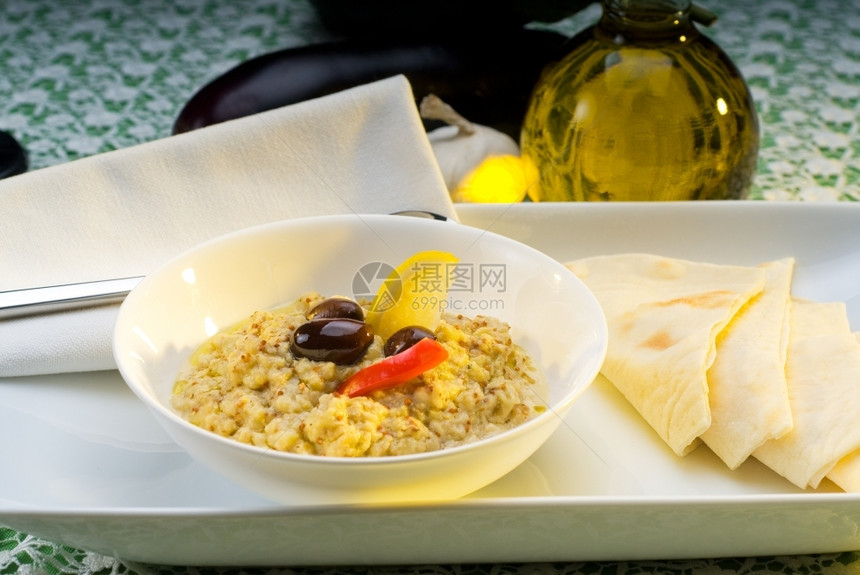 巴丁加努什传统中东部菜图片