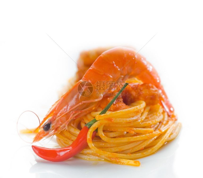 意大利面和新鲜辣虾酱加白图片