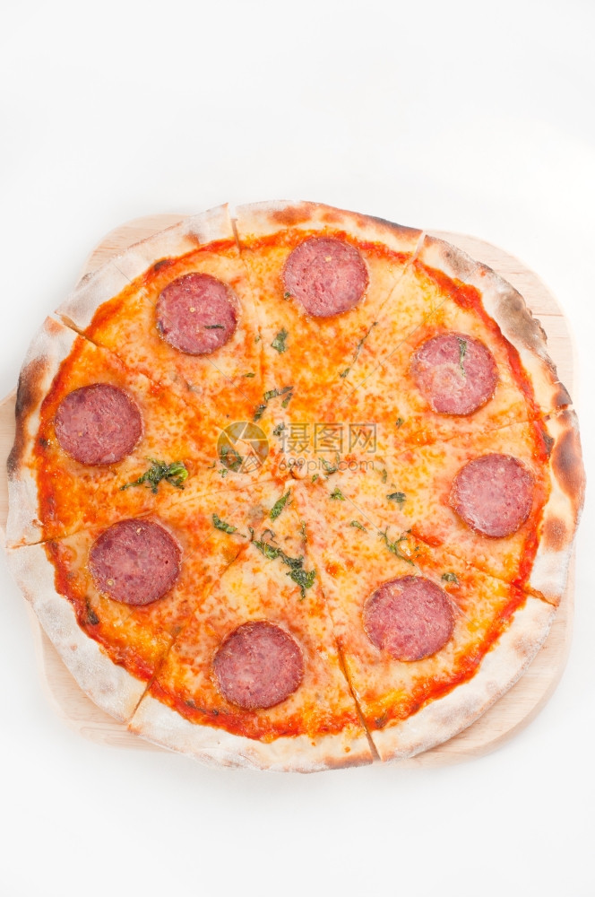 意大利原薄壳辣椒尼披萨图片