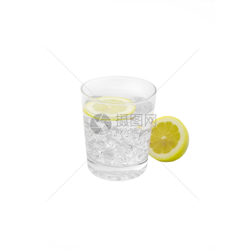 新鲜柠檬水饮料加切片图片