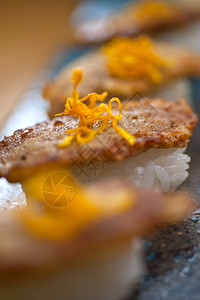 日式寿司炒鹅肝图片