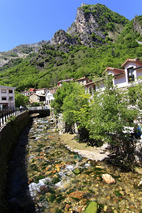 西班牙阿斯图里亚州波拉索米多高山村图片