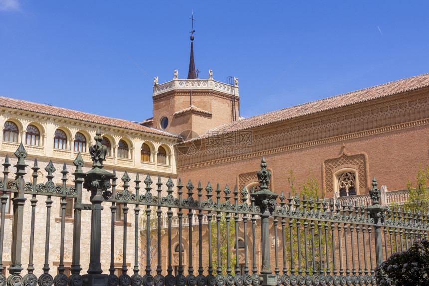 西班牙阿尔卡拉德赫纳雷斯大主教宫图片