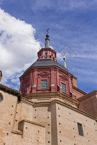 西班牙阿卡拉德赫纳雷斯洛斯会教堂图片