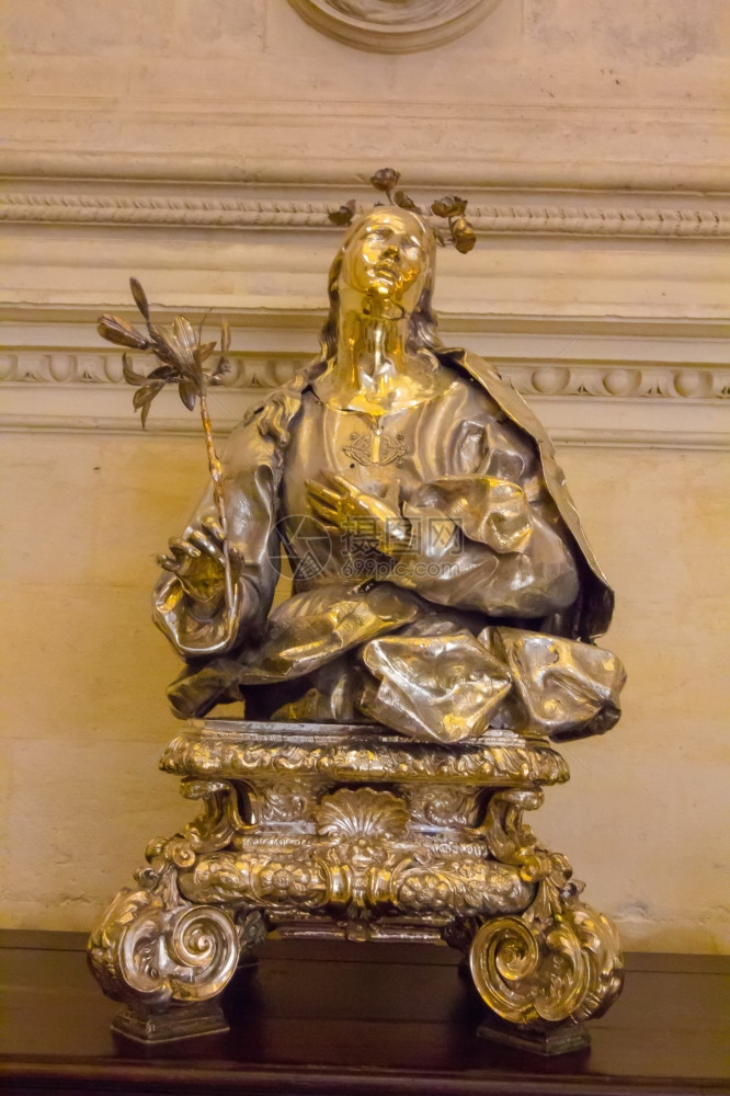 圣母玛利亚的金银图片