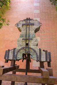 西班牙马拉加旧大教堂钟的原承载人图片