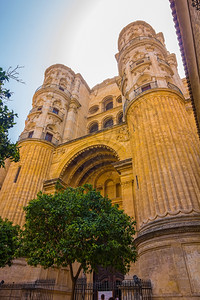 西班牙马拉加的化身大教堂高清图片